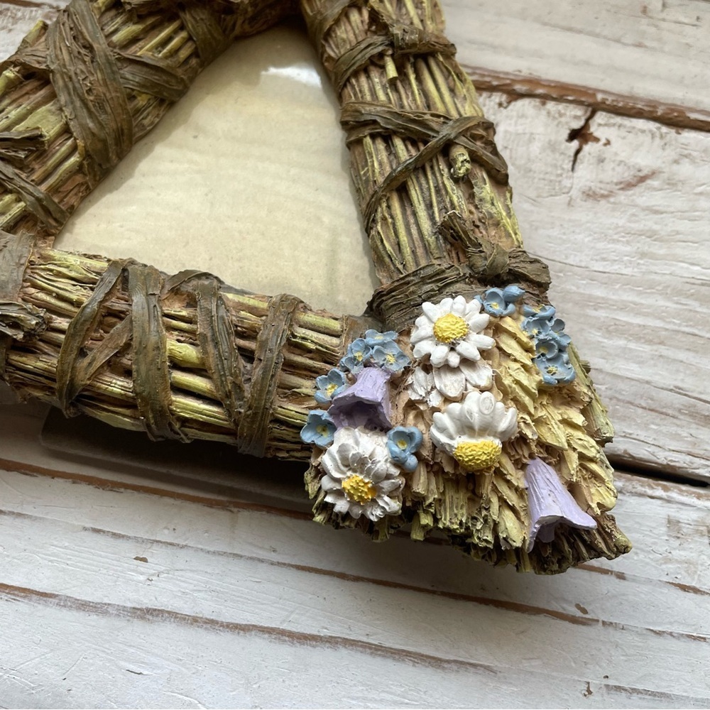 Rustic Triangle Photo Picture Frame 7”x7”Country Farmhouse Cottagecore Floral - Picture 3 of 8